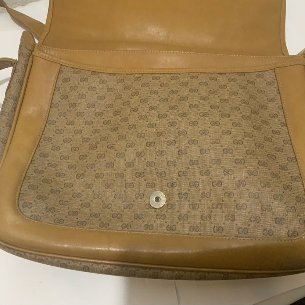 Gucci vintage Shoulder Bag Beige 001 105 5530 Leather PVC  Flap Magnet - Picture 16 of 16